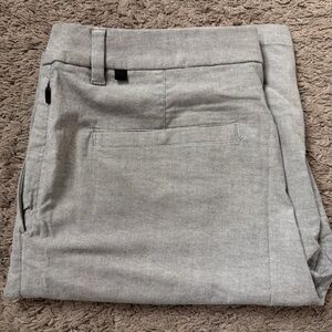 Lululemon Commission Shorts Mens 34 Gray Qwick Oxford 11" Inseam Cotton Blend